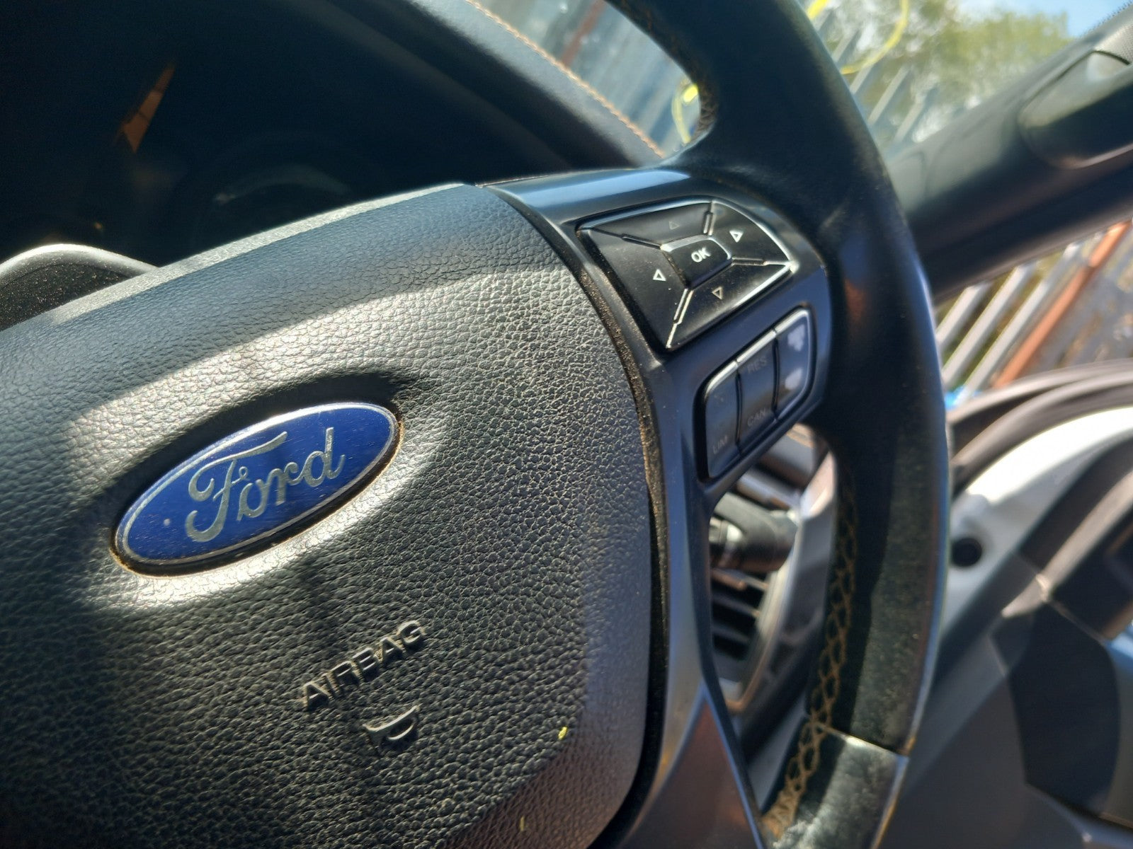 2017 Ford Ranger Wildtrak Steering Wheel Warranty A401 - Image 2