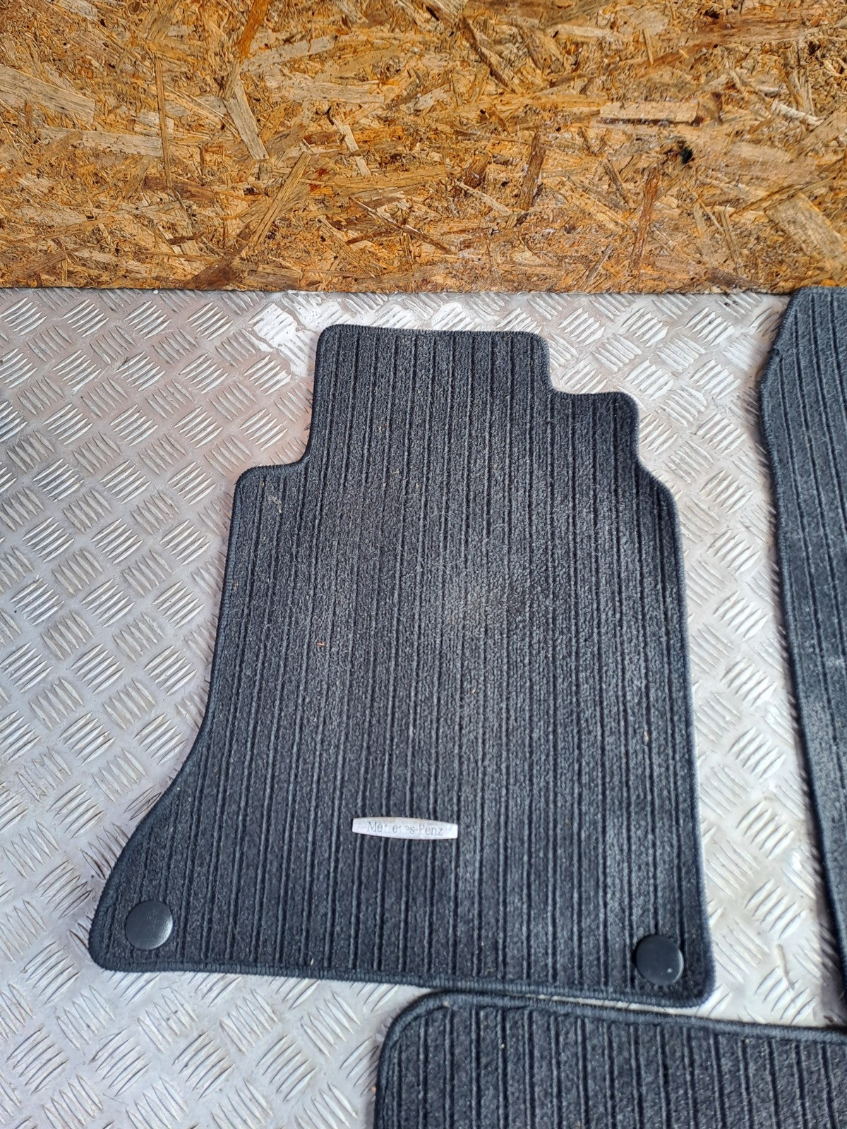 ✅MERCEDES B180 W246 1.8 DIESEL 2012 INTERIOR FLOOR MATS SET A2466802248 Warranty - Image 3