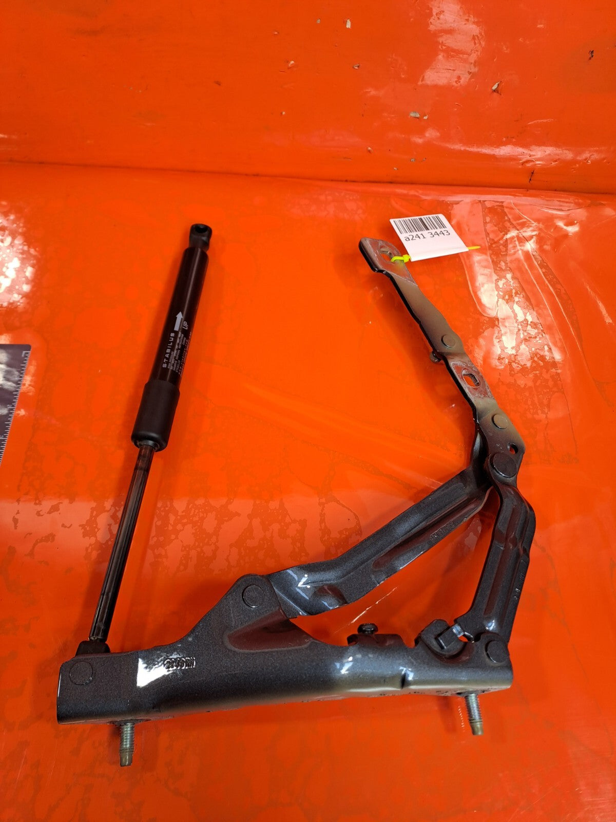 ✅2018-2025 TESLA MODEL 3 TAILGATE HINGE & STRUT RIGHT 1551489-00-B + WARRANTY - Image 1
