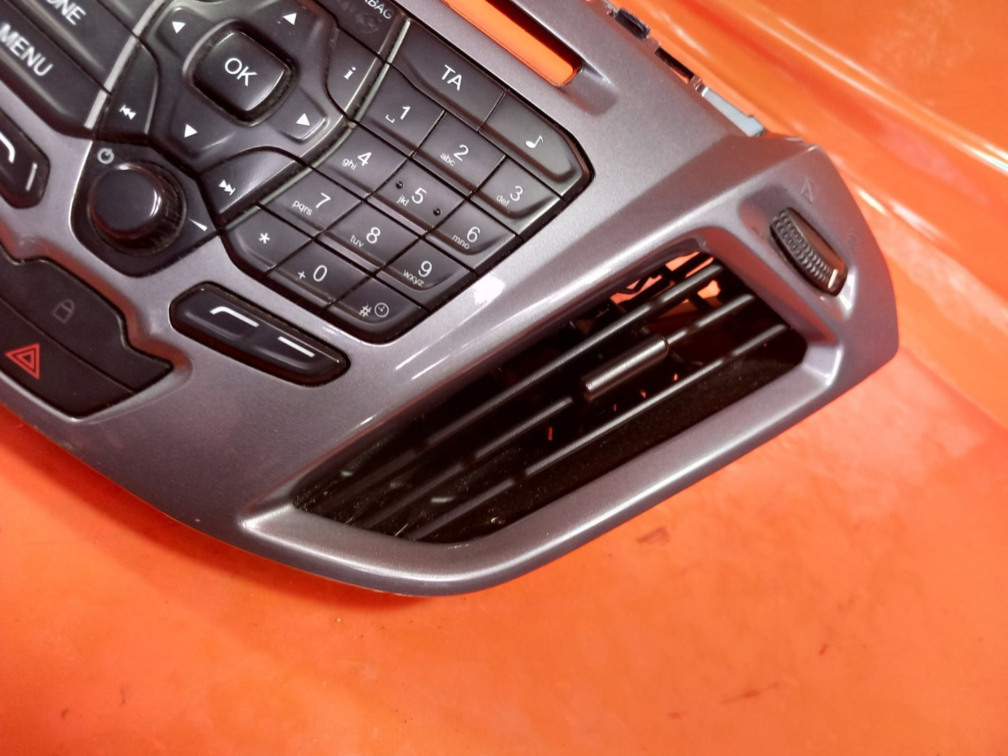 Ford Tourneo Custom 2.2 Diesel 2015 Radio Control Switch Panel BK2T18K811BC A371 - Image 4
