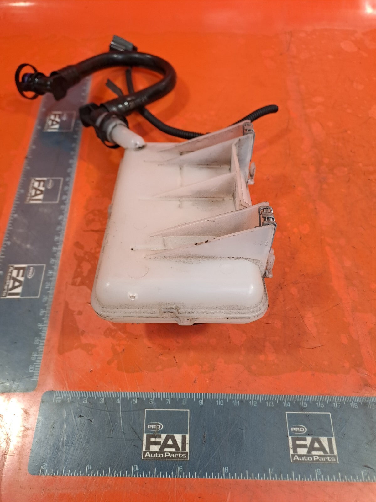 ✅Renault Trafic III Sl27 2016 1.6 Diesel BRAKE FLUID RESERVOIR 460913647R A256 - Image 11