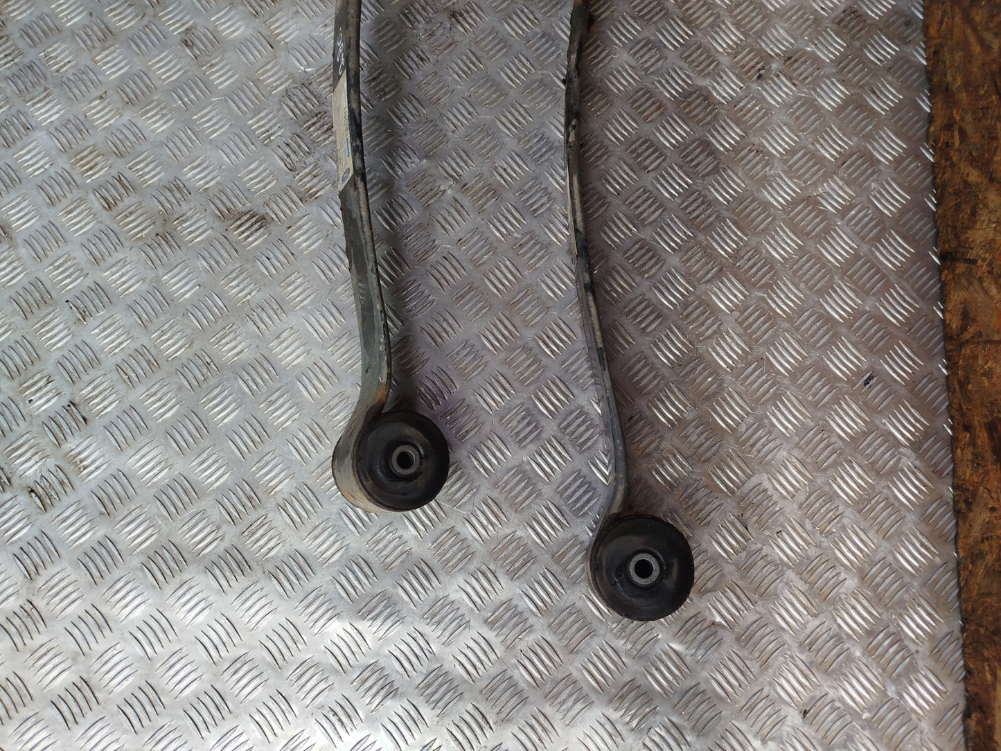 ✅FORD TOURNEO CUSTOM 2.2 DIESEL 2015 Pair Rear Left & Right spring Single - Image 10
