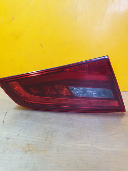 ✅AUDI A3 E-TRON 1.4 PETROL 2015 REAR LEFT INNER TAIL LIGHT 8V4945093A Warranty - Image 1