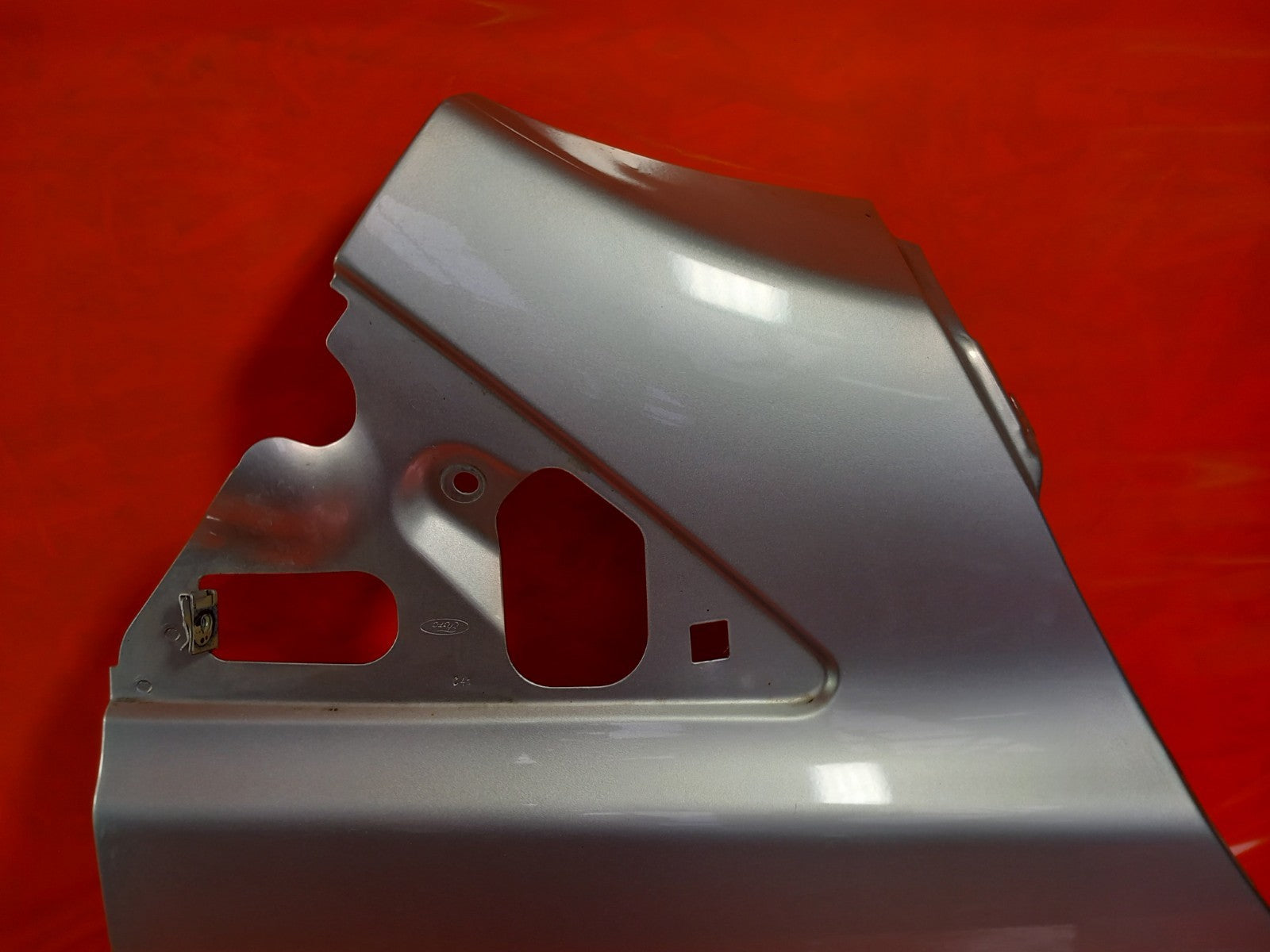 Ford Transit Custom 2.0 Diesel 2021 Front Right Wing Fender Panel Silver A370 - Image 3