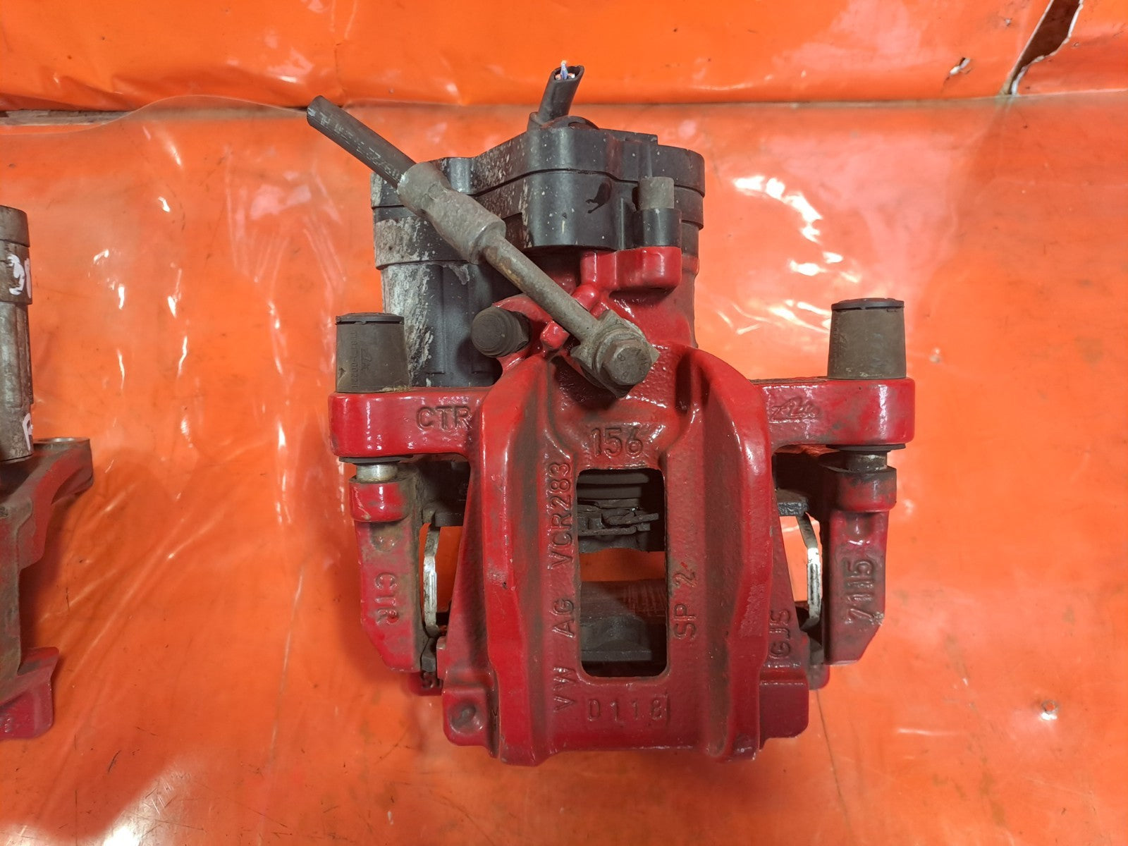✅2022 VW Golf GTE Brake Caliper Set 5WA615405AB 5WA615406AB + Warranty A388 - Image 9