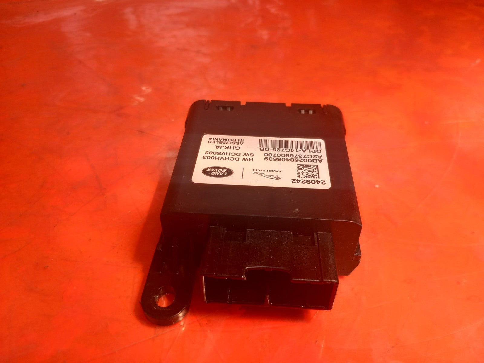 2025 Land Rover Defender L663 Heated Seat Control Module DPLA-14C725-DB A396 - Image 6