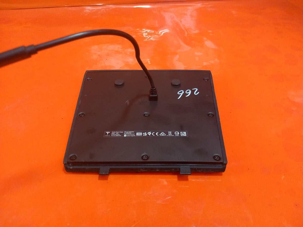 Tesla Model 3 Long Range 2020 Wireless Charging Station 1541234-00-B A266 - Image 11