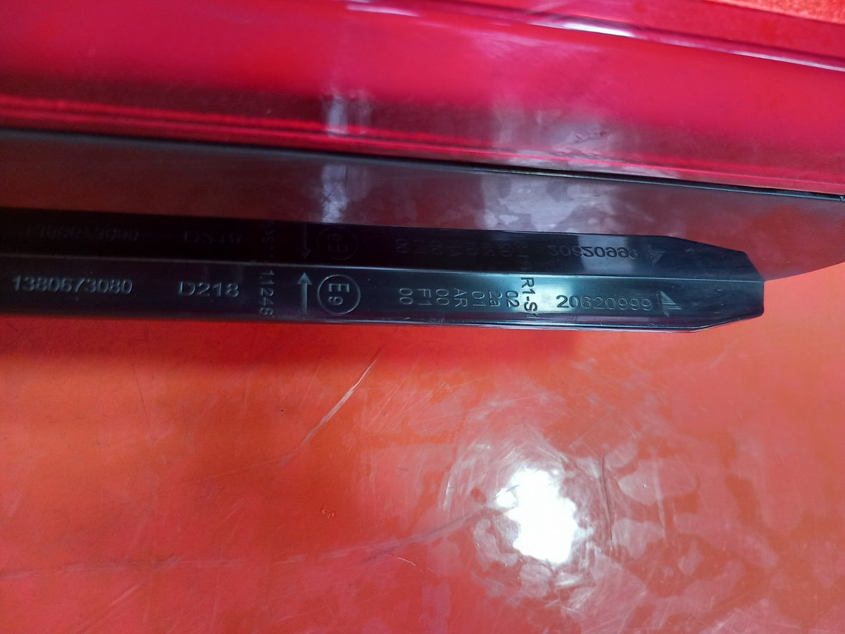 ebay-src:https://i.ebayimg.com/00/s/mtiwmfgxnjaw/z/oggaaesw-mdqecx-/$_57.jpg