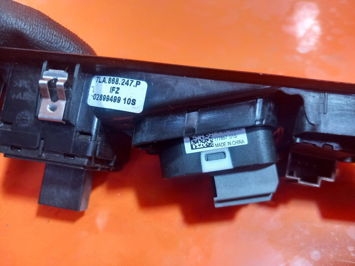 2021 VW Transporter T30 Driver Side Window Switch 7LA868247P Warranty A412 - Image 6