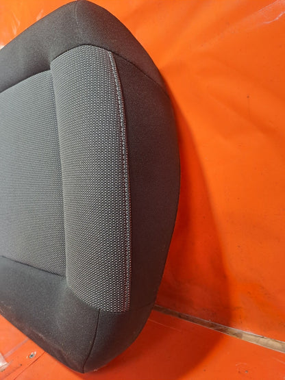 ✅CITROEN C4 CACTUS 1.6 DIESEL 2015 REAR BENCH CLOTH SEAT A327 - Image 8
