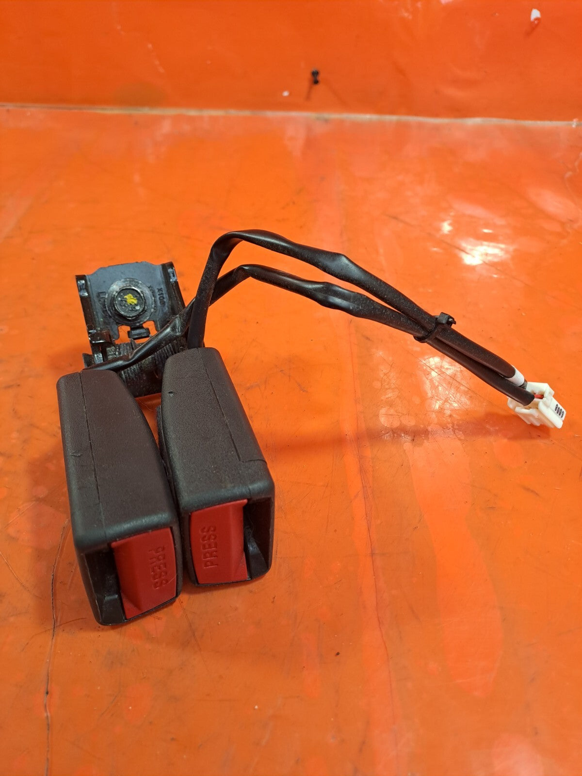 ebay-src:https://i.ebayimg.com/00/s/mtywmfgxmjaw/z/tf8aaosw6q9oaoub/$_57.jpg