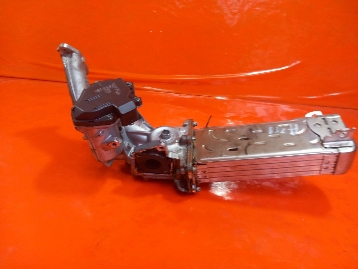 Mercedes W246 1.8 Diesel 2012 EGR Valve Cooler A6511400860 A6511420467 A211 - Image 4