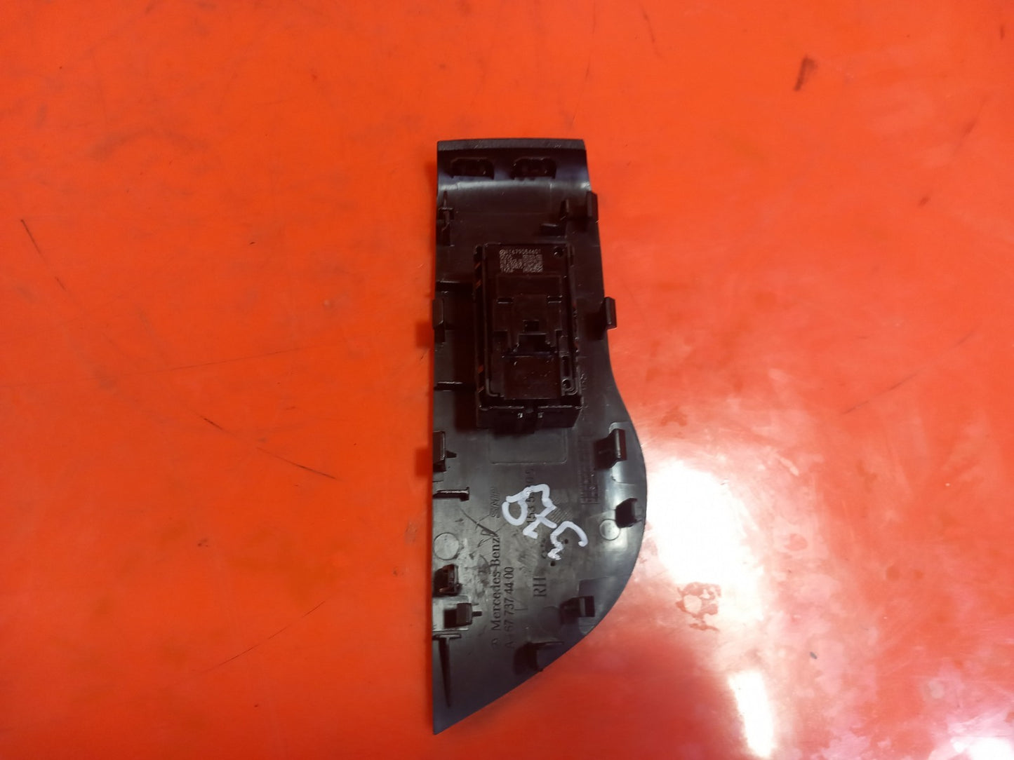 Mercedes Gle 450D AMG 3.0 Diesel 2025 Front Left Window Switch A1677374400 A397 - Image 12