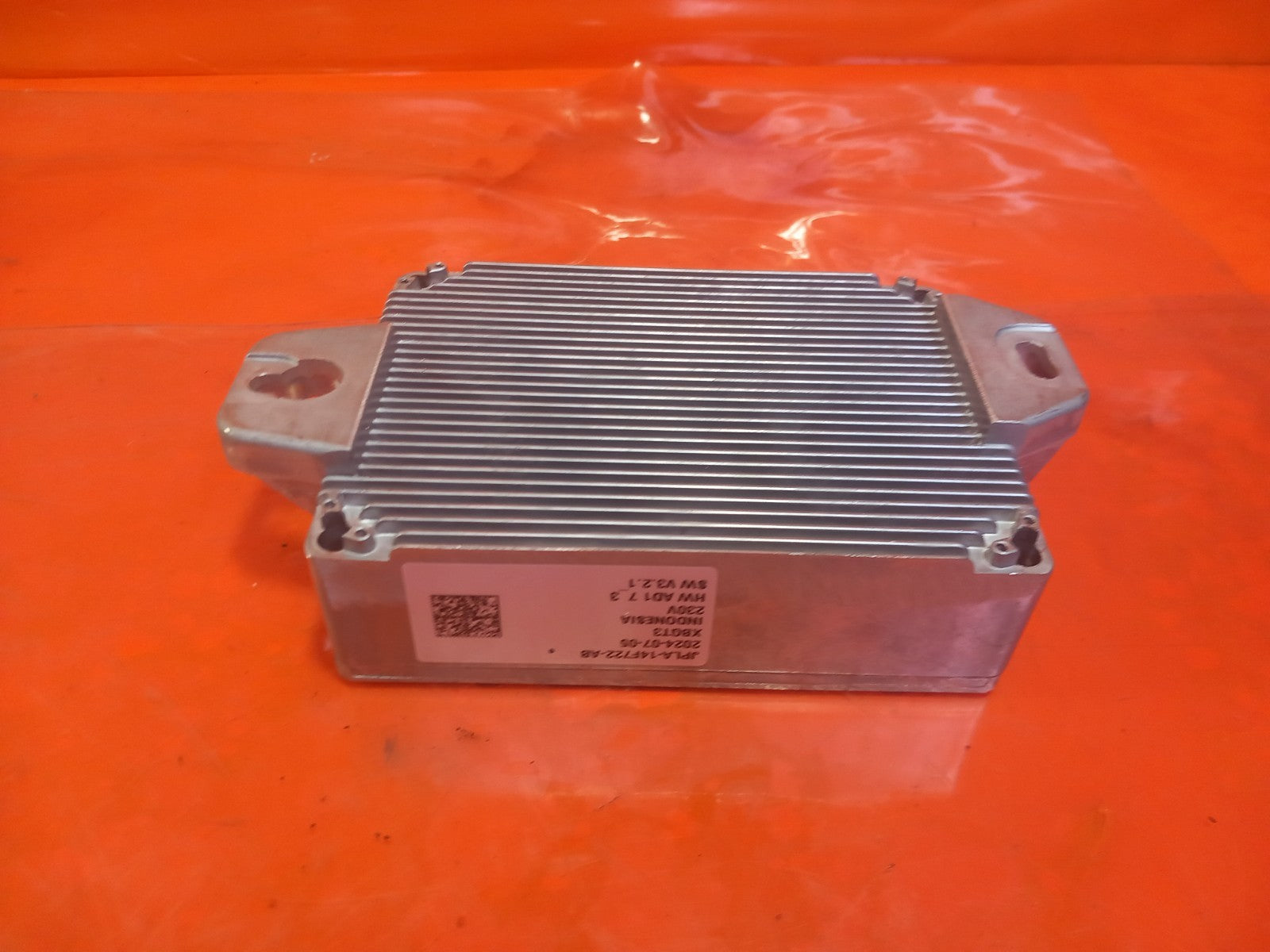 Land Rover Defender L663 3.0 Diesel 2025 Power Inverter Module JPLA14F722AB A396 - Image 7