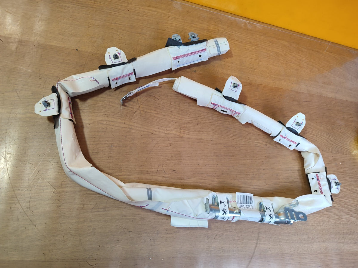 ebay-src:https://i.ebayimg.com/00/s/mtiwmfgxnjaw/z/nlkaaoswhklmjfg9/$_57.jpg