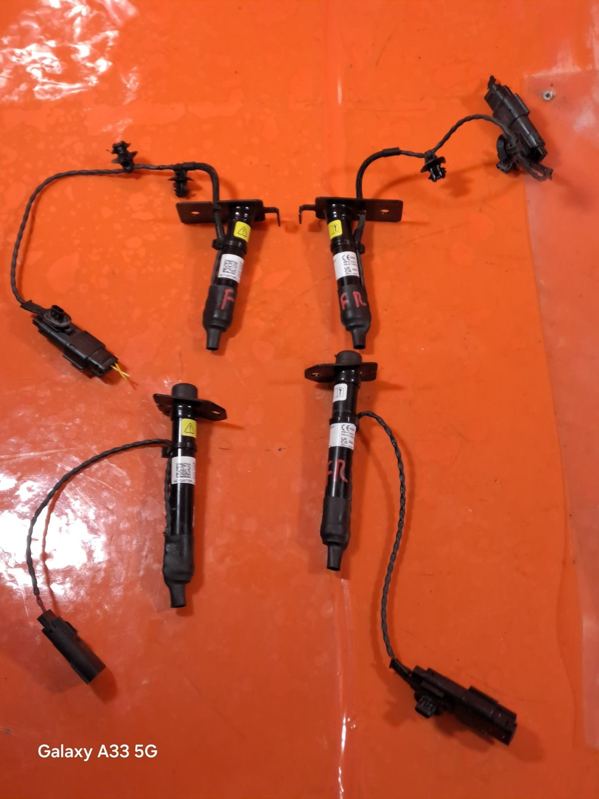 ✅POLESTAR 2 LONG RANGE 2023 BONNET HINGE ACTUATORS SET 32396638 32396639 A312 - Image 1