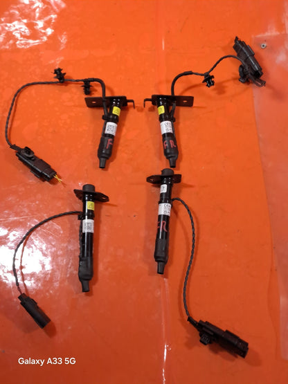 ✅POLESTAR 2 LONG RANGE 2023 BONNET HINGE ACTUATORS SET 32396638 32396639 A312 - Image 1