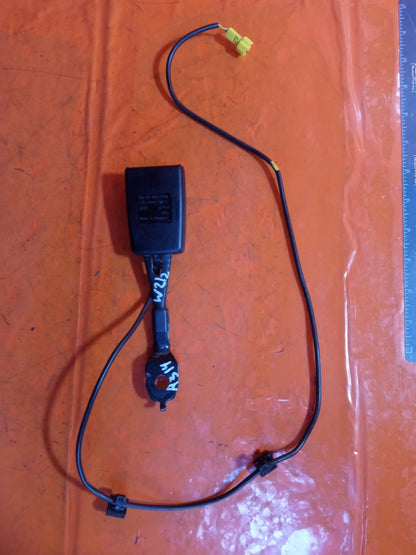 ✅Mercedes E220 W212 2.1 Diesel 2009 Front Left or Right Seat Belt Buckle A314 - Image 2