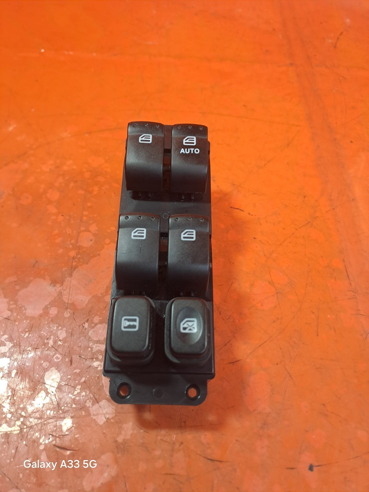 ebay-src:https://i.ebayimg.com/00/s/mtywmfgxmjaw/z/3eoaaeswx2hpobi9/$_57.jpg