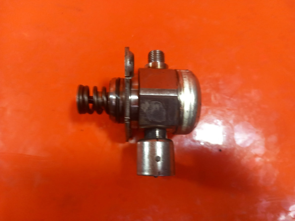 Jaguar F-Pace V6 3.0 Petrol 2017 High Pressure Fuel Pump 0261520198 A196 - Image 9