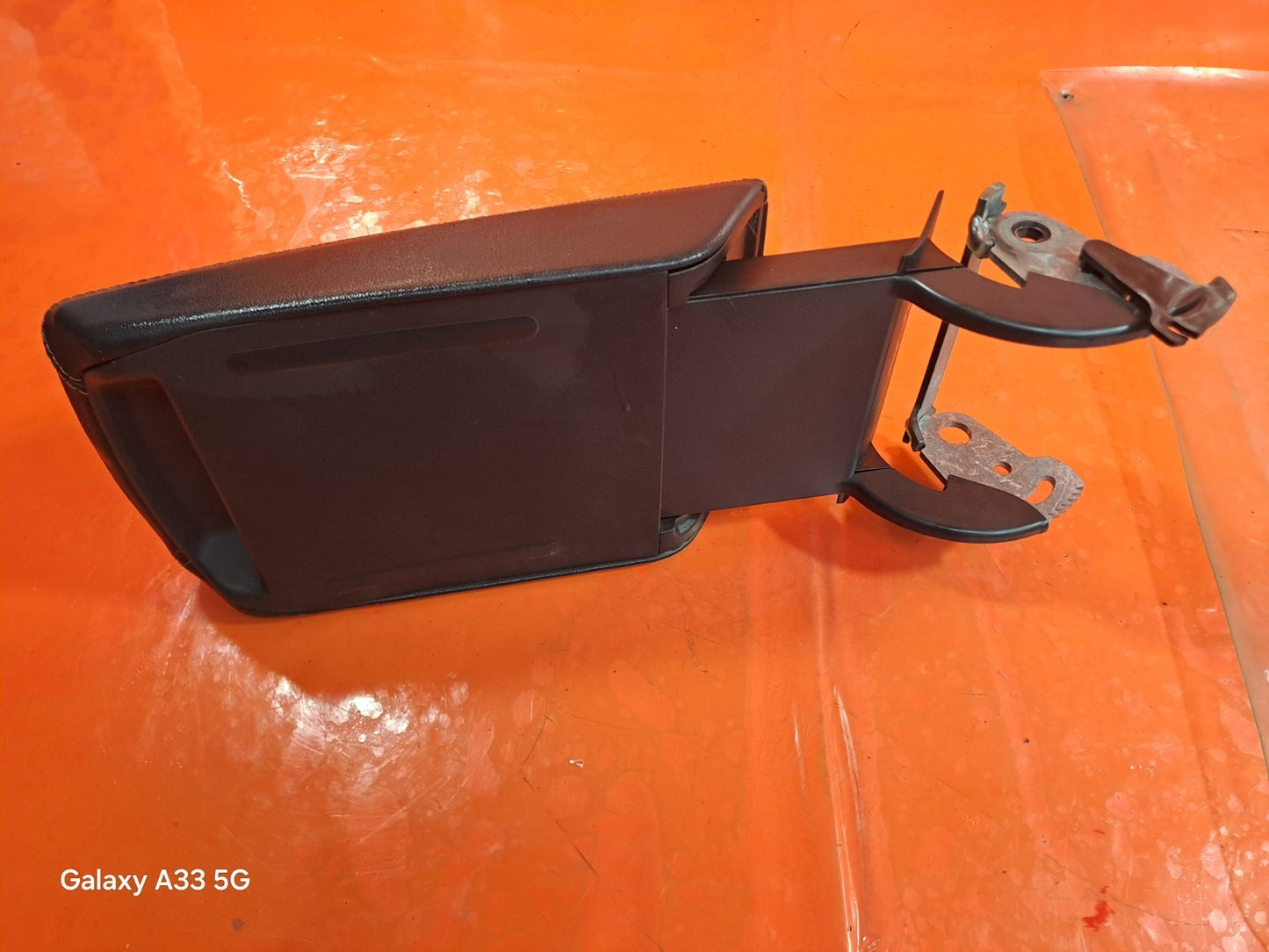 ✅2023 CUPRA FORMENTOR CENTRE CONSOLE ARMREST + WARRANTY A336 - Image 11