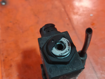 ebay-src:https://i.ebayimg.com/00/s/mtiwmfgxnjaw/z/rquaaesw5cjpasfn/$_57.jpg