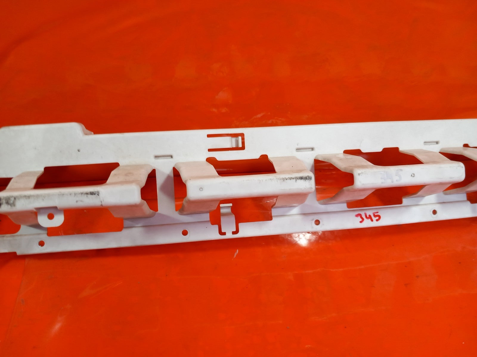Ford Galaxy Zetec 2.0 Diesel 2019 Rear Centre Bumper Bracket EM2B17E898A A345 - Image 4