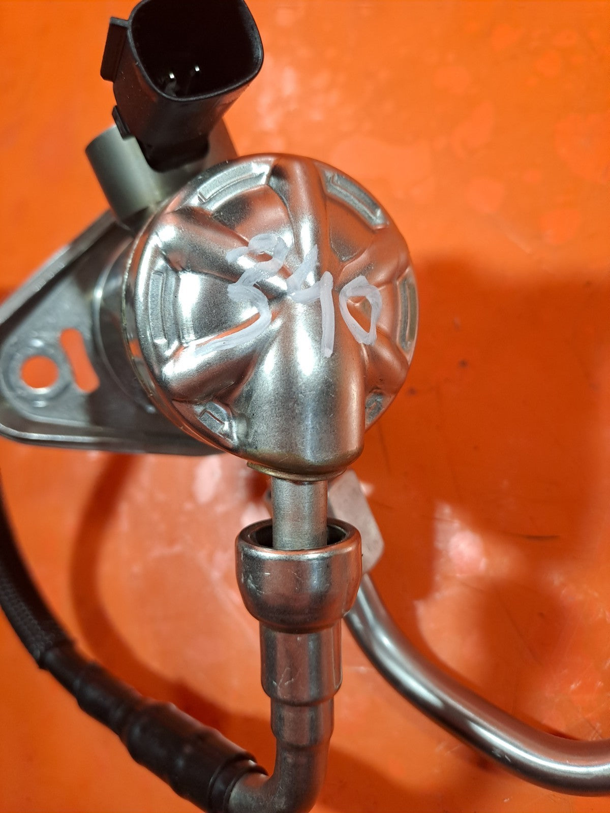ebay-src:https://i.ebayimg.com/00/s/mtywmfgxmjaw/z/q3gaaeswtyvpbg-x/$_57.jpg