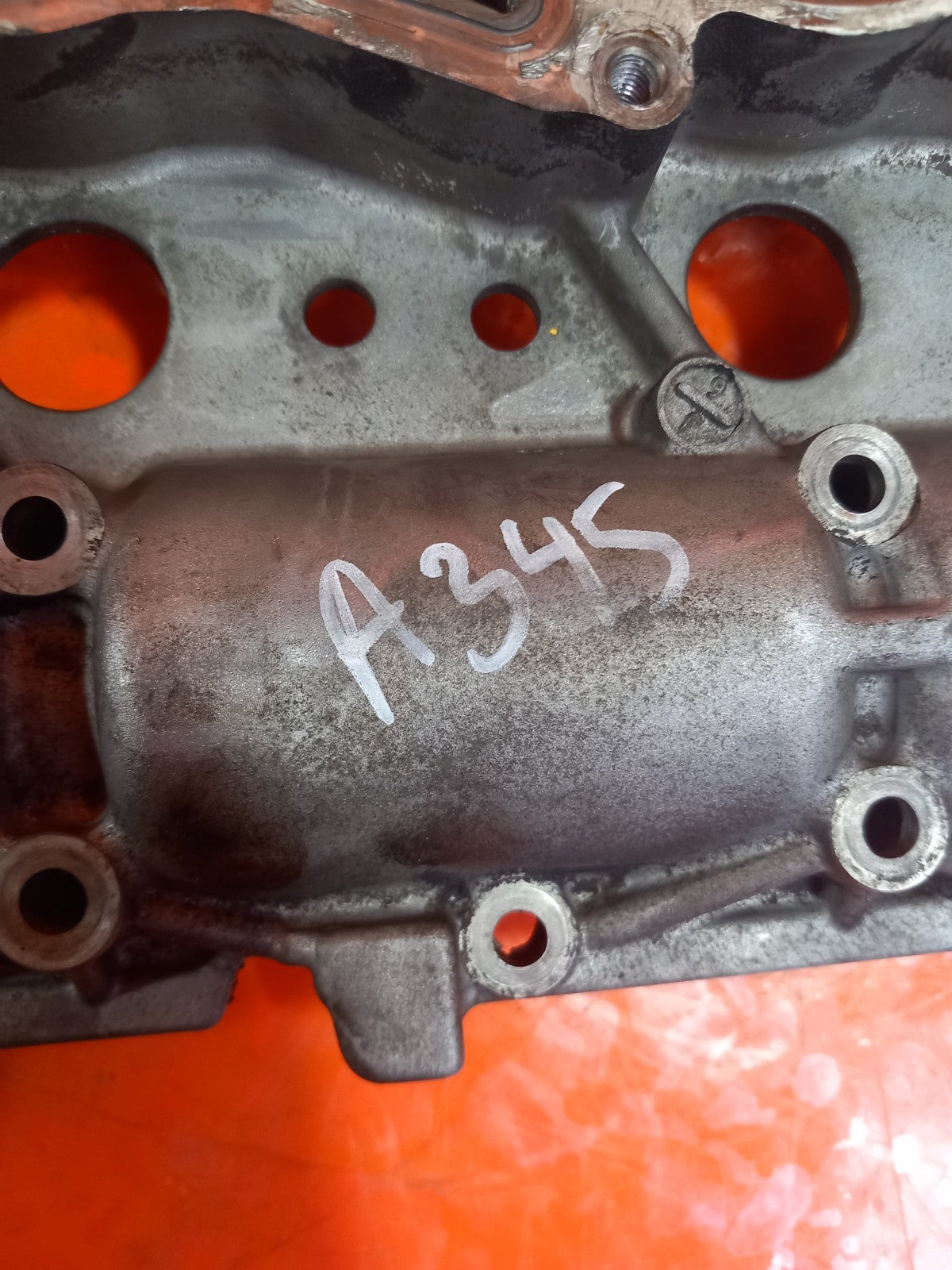 Ford Galaxy Zetec 2.0 Diesel 2019 T7CL Engine Camshaft Rocker Cover 9806792610 - Image 9