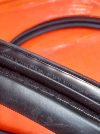 Land Rover Defender L663 3.0 Diesel 2025 Rear Right Door Seal Rubber L8B220708AC - Image 10