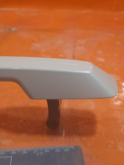 ✅2023 POLESTAR 2 LONG RANGE EXTERIOR DOOR HANDLE FRONT LEFT 102325AB + WARRANTY - Image 2