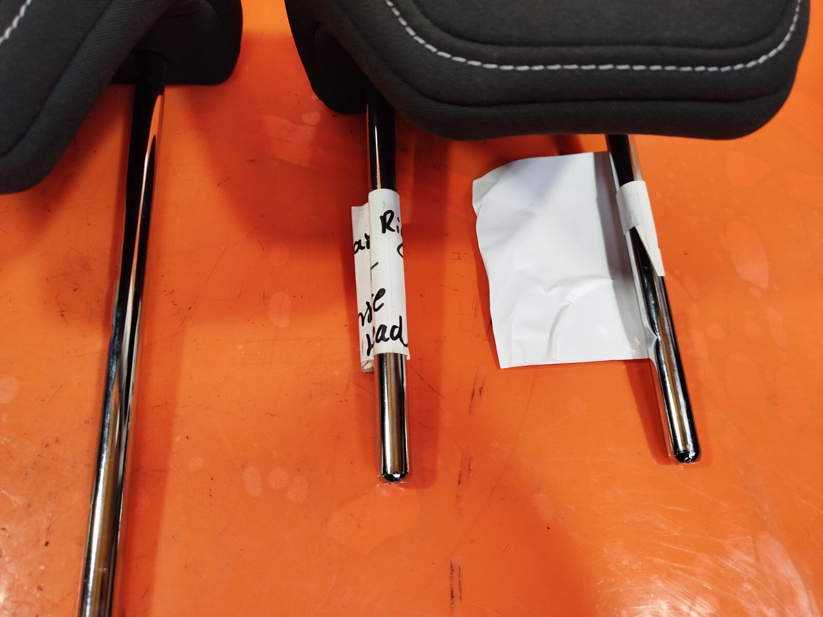 ✅2018-2025 FORD FOCUS MK4 REAR HEADREST CENTER & RIGHT SIDE + WARRANTY A242 - Image 3