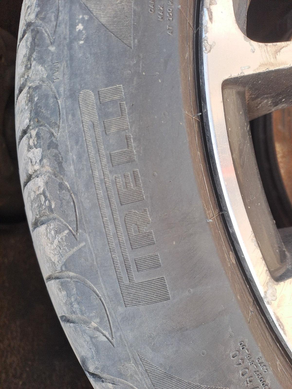 ✅2019 Renault Megane Iconic Alloy Wheel with Tyre 205/50 R17 + Warranty A387 - Image 7