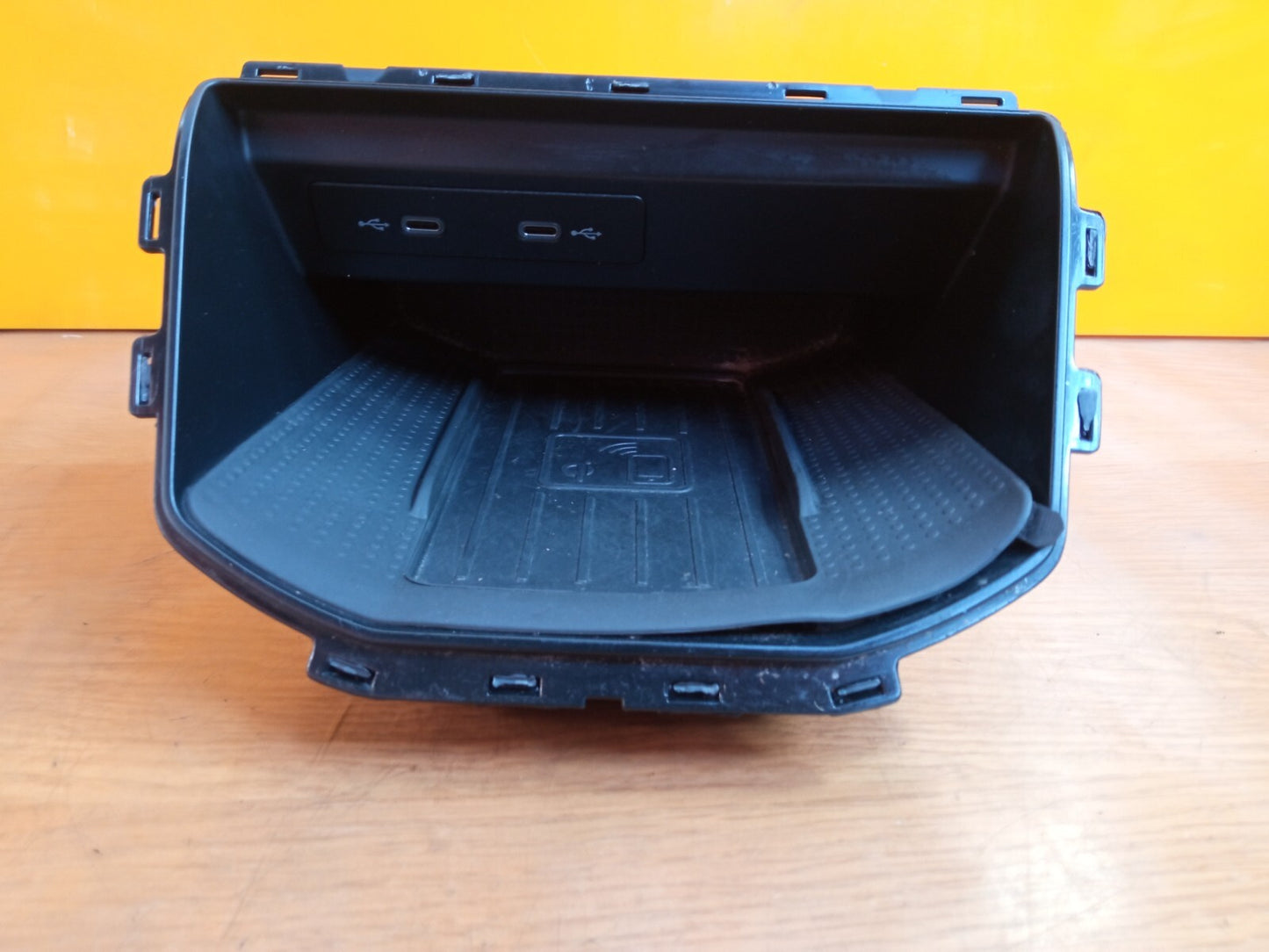 ✅Seat Arona FR 2023 Wireless Charging Module 01175050 + Warranty A145 - Image 7