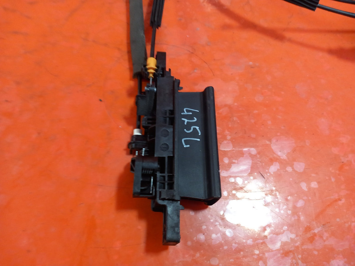 2023 Maxus Deliver 9 Left Sliding Door Lock C00085893 Warranty A425 - Image 6