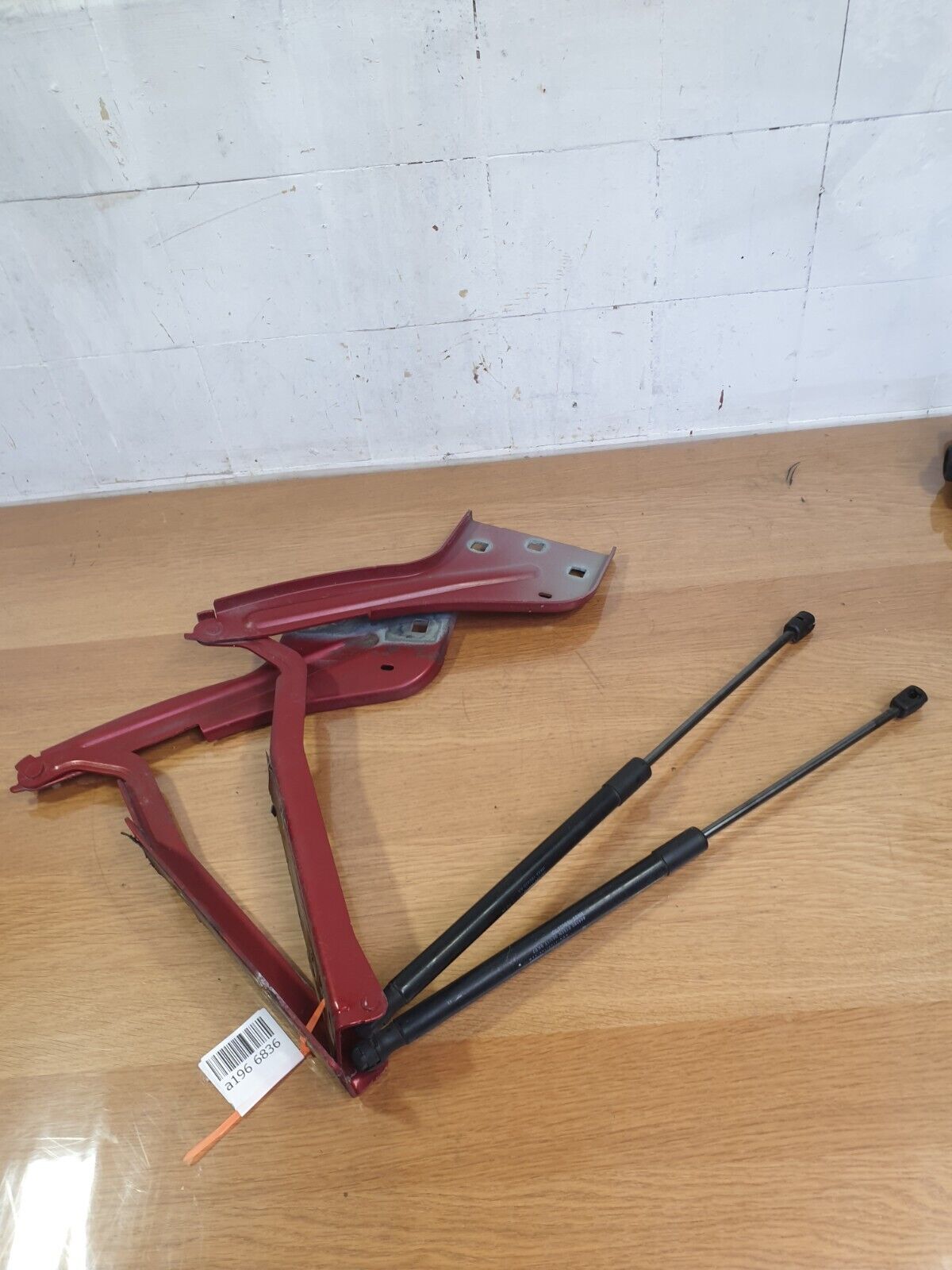 JAGUAR F-PACE X761 3.0 PETROL 2017 BONNET HINGE PAIR & GAS STRUTS HK8316C826AA