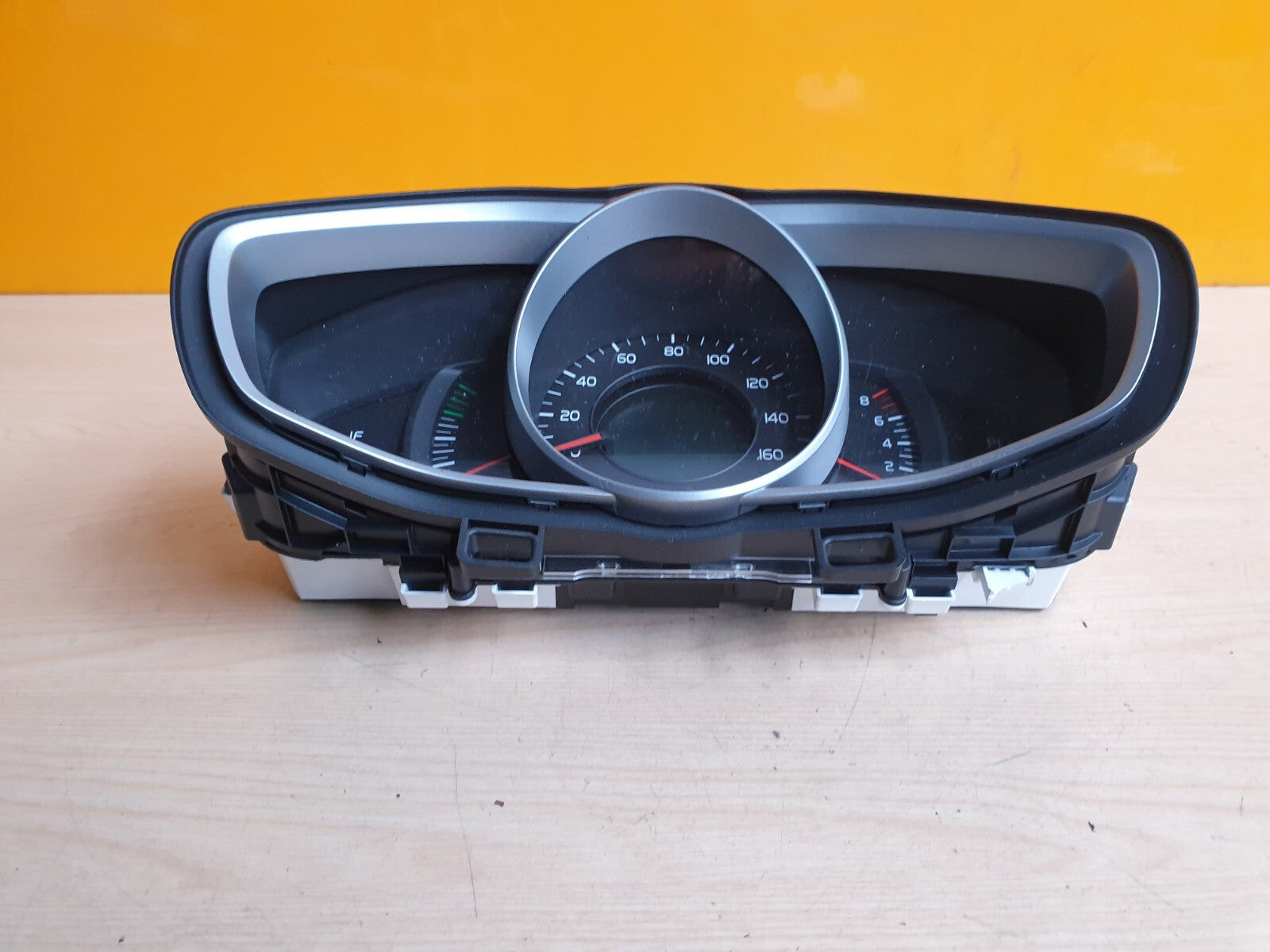 ebay-src:https://i.ebayimg.com/00/s/mtiwmfgxnjaw/z/ze0aaoswy~vkqa6d/$_57.jpg