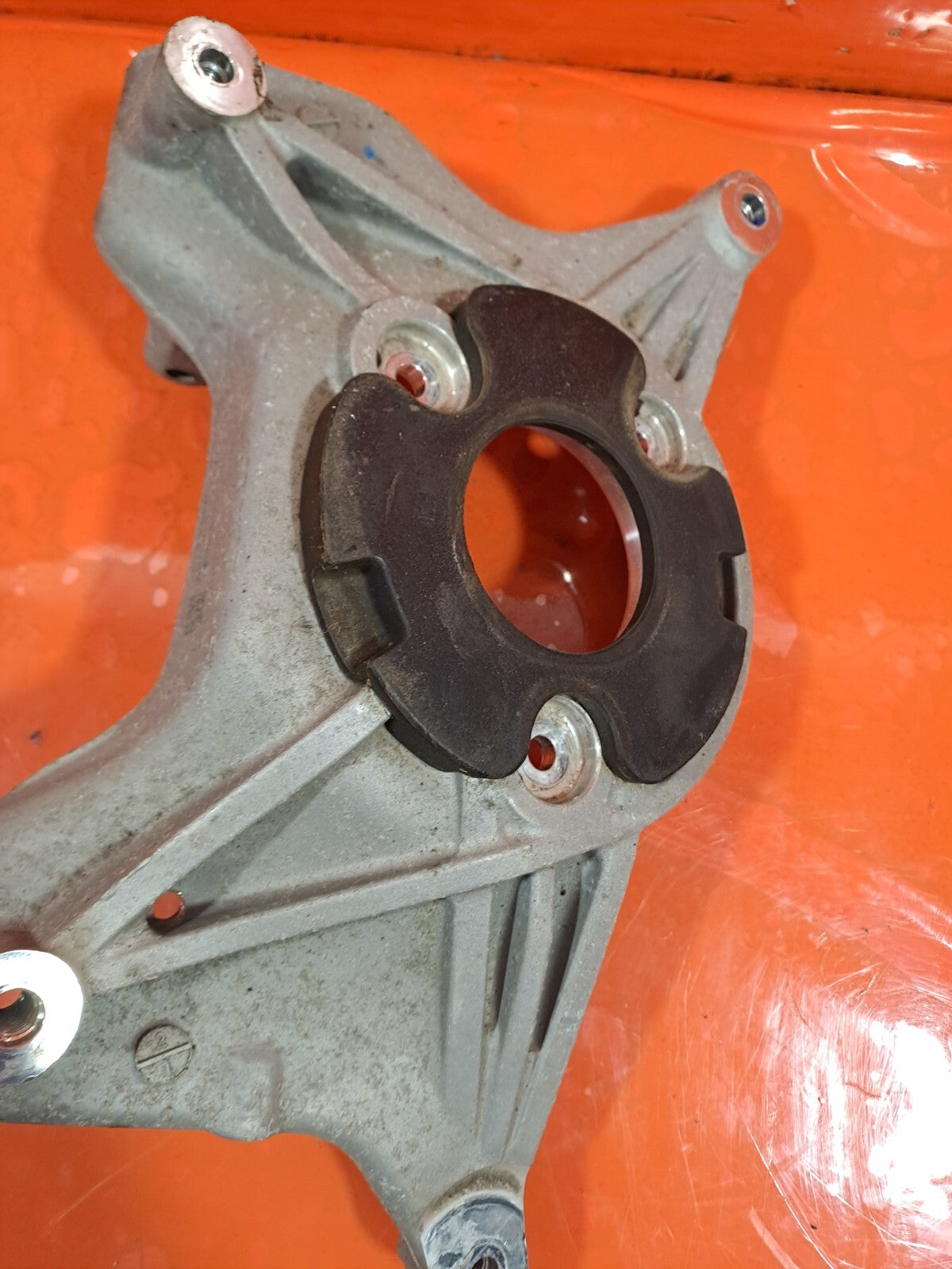 ✅2018-2025 TESLA MODEL 3 FRONT LEFT STRUT UPPER BRACKET 1044371-00-D + WARRANTY - Image 7