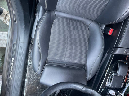 ✅MERCEDES A180D SPORT W177 1.5 DIESEL 2018 FRONT  HEATED HALF LEATHER SEATS - Image 5