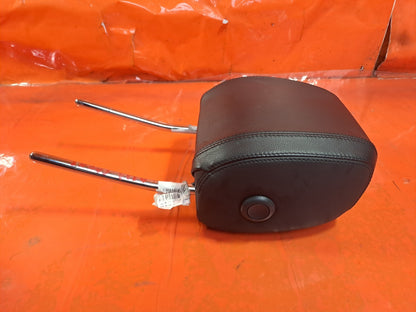 ✅Land Rover Discovery L550 2.0 Diesel 2015 Front Leather Headrest Warranty A131 - Image 10