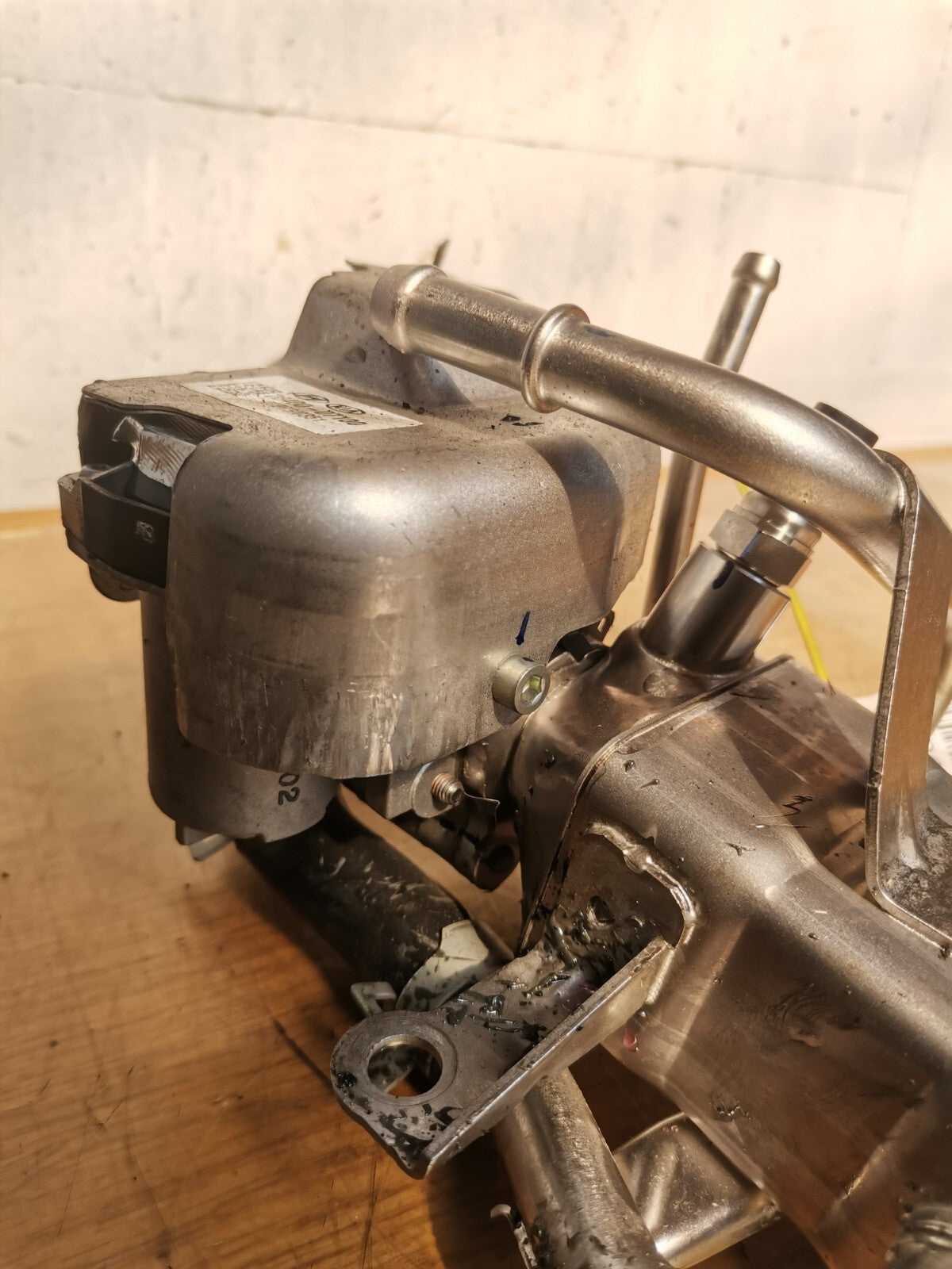 ebay-src:https://i.ebayimg.com/00/s/mtywmfgxmjaw/z/y~waaoswmmlms9iz/$_57.jpg