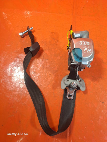✅SSANGYONG KORANDO 2.2 DIESEL 2015 FRONT RIGHT SEAT BELT 74601-34006 74602-34906 - Image 5