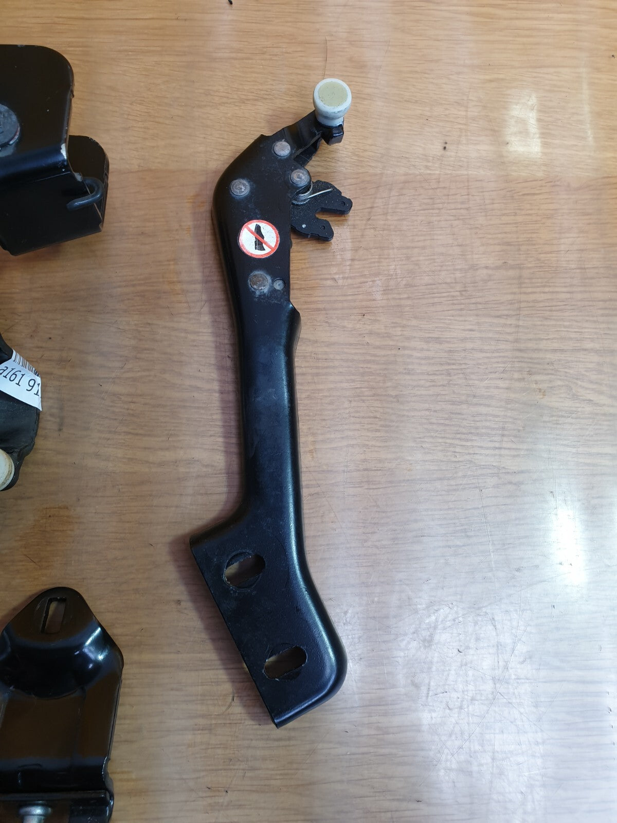 ebay-src:https://i.ebayimg.com/00/s/mtywmfgxmjaw/z/uiyaaoswsgjmik-x/$_57.jpg