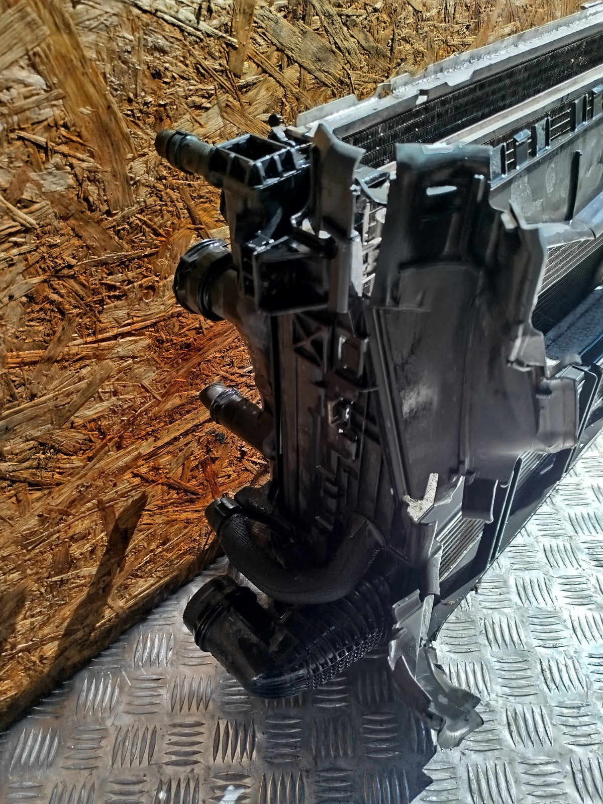 ebay-src:https://i.ebayimg.com/00/s/mtywmfgxmjaw/z/t2yaaesw1aroeral/$_57.jpg
