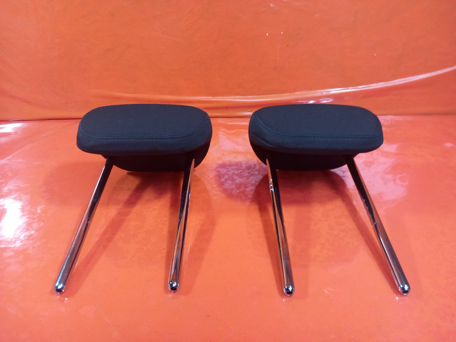 BMW F40 116D 1.5 Diesel 2021 Rear Cloth Headrests Pair Warranty A365 - Image 3