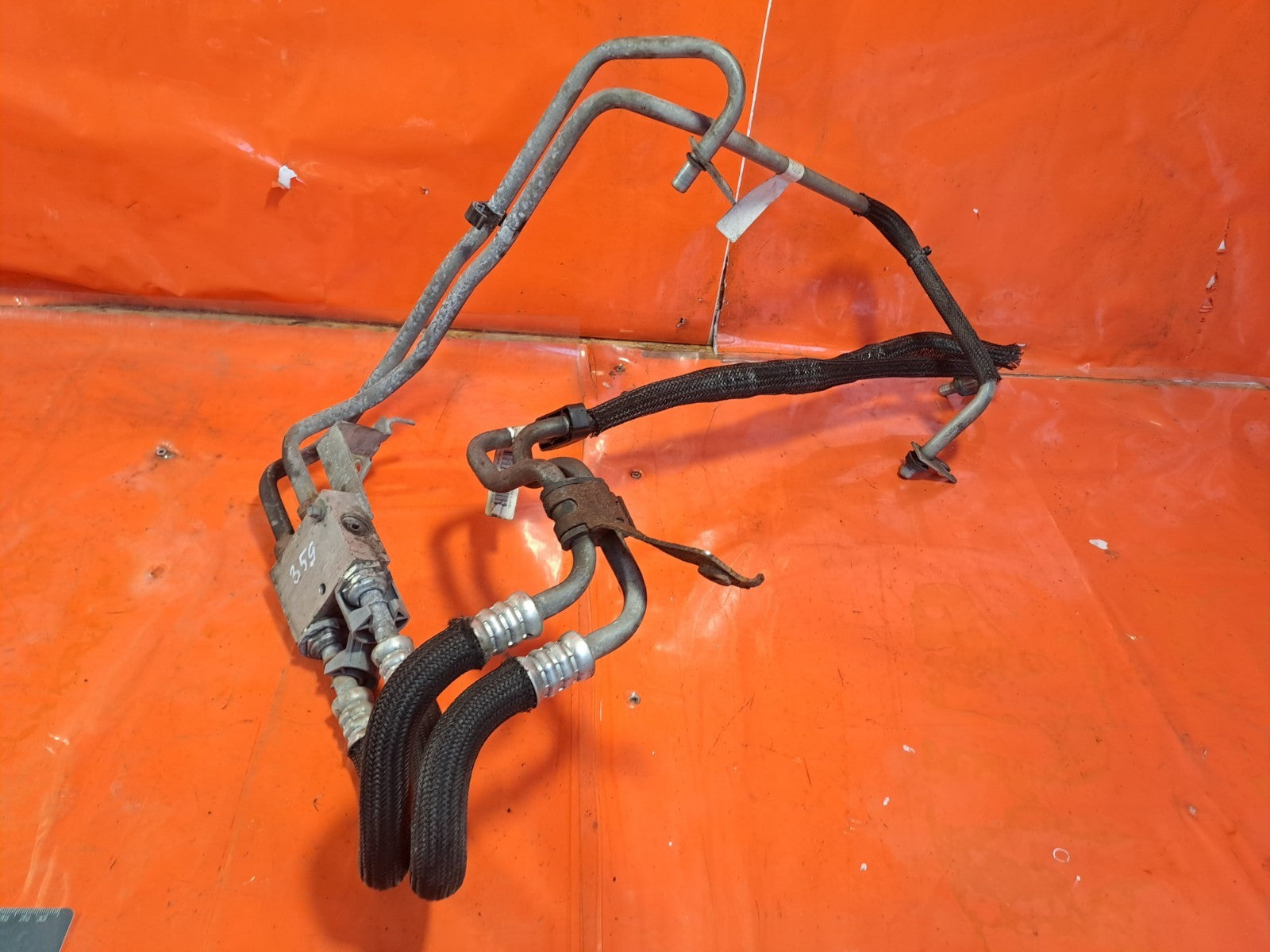 ✅Ford Tourneo Custom 2.0 Diesel 2017 Gearbox Oil Cooler Pipe Hose GK217R081AE - Image 3