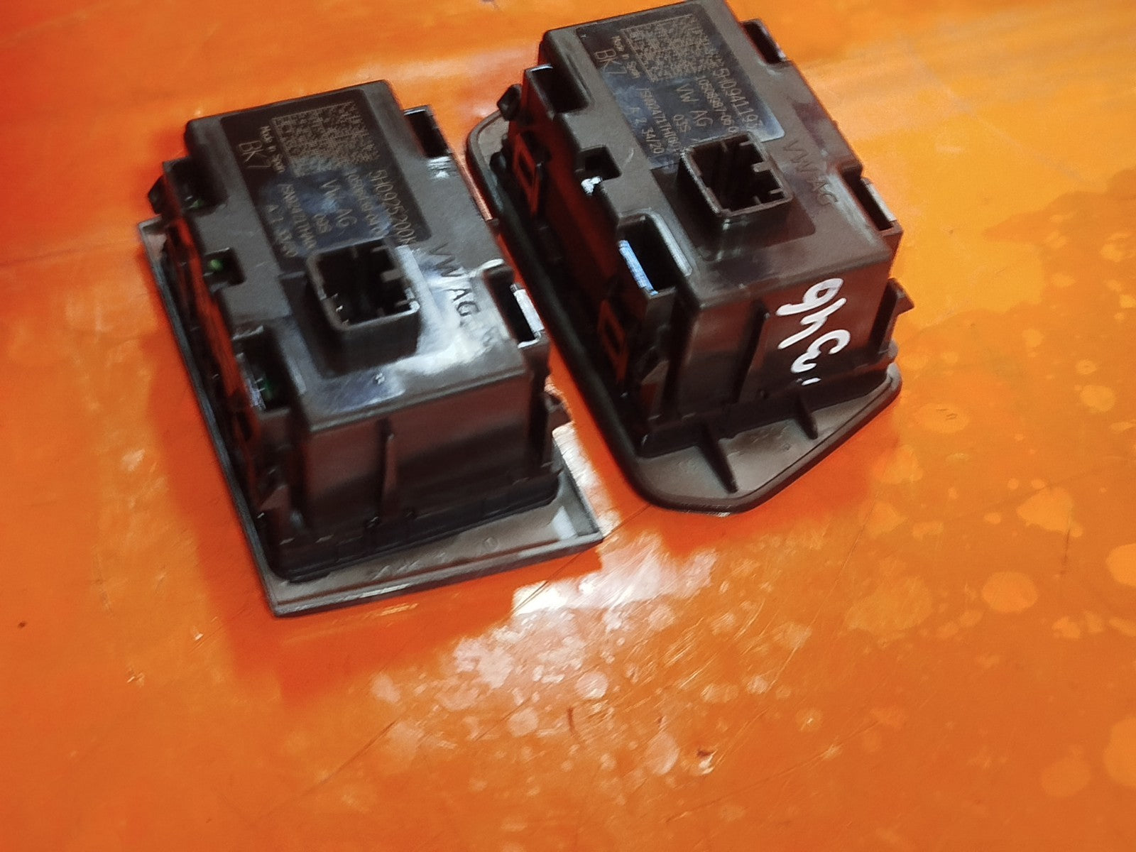 ebay-src:https://i.ebayimg.com/00/s/mtiwmfgxnjaw/z/cuoaaeswfp9peznx/$_57.jpg
