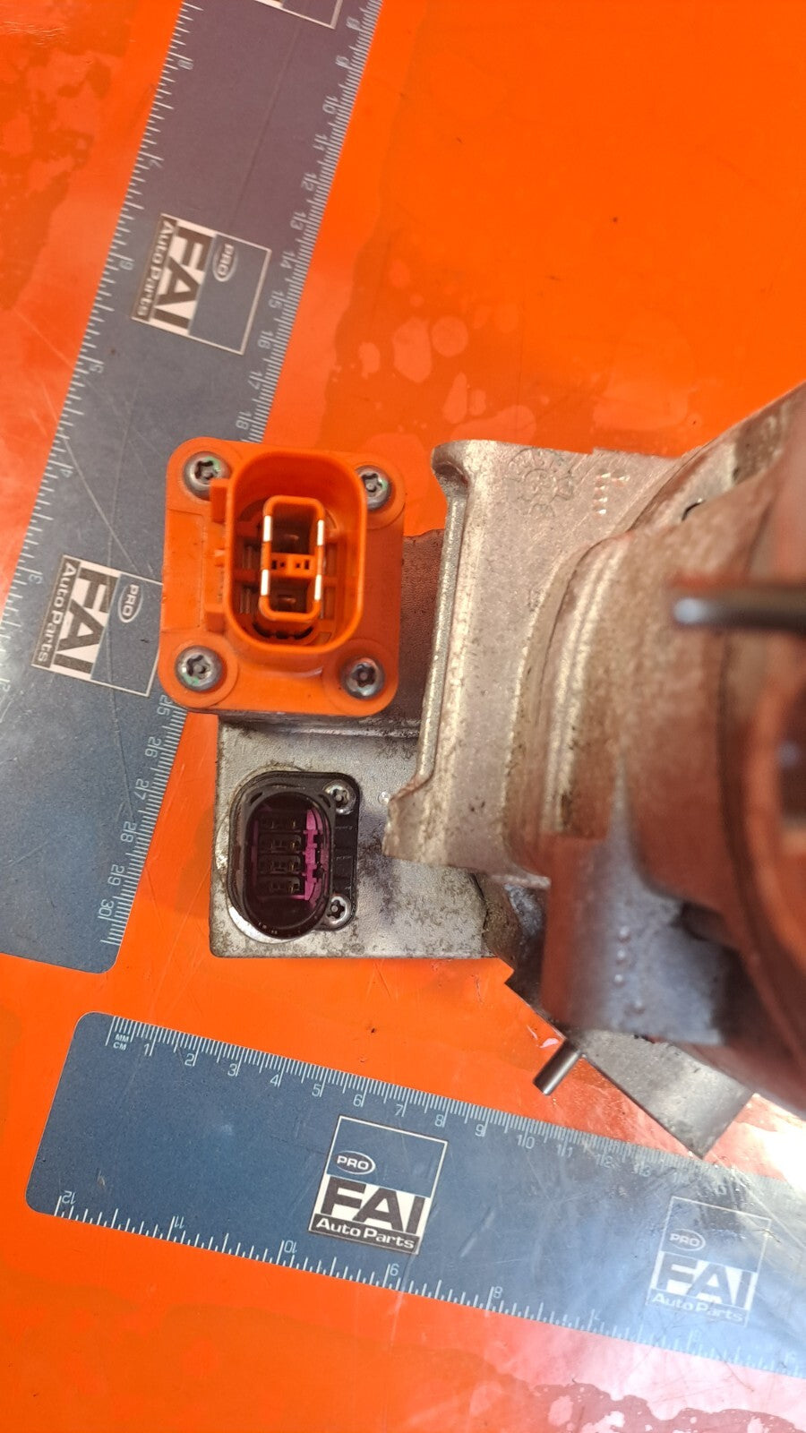 ebay-src:https://i.ebayimg.com/00/s/mtywmfg5mda=/z/r44aaoswettnkmyv/$_57.jpg