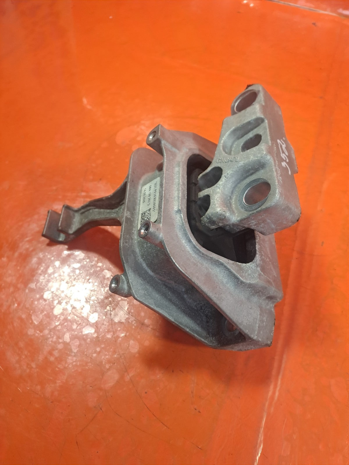 ebay-src:https://i.ebayimg.com/00/s/mtywmfgxmjaw/z/jlcaaeswaizpnkdj/$_57.jpg