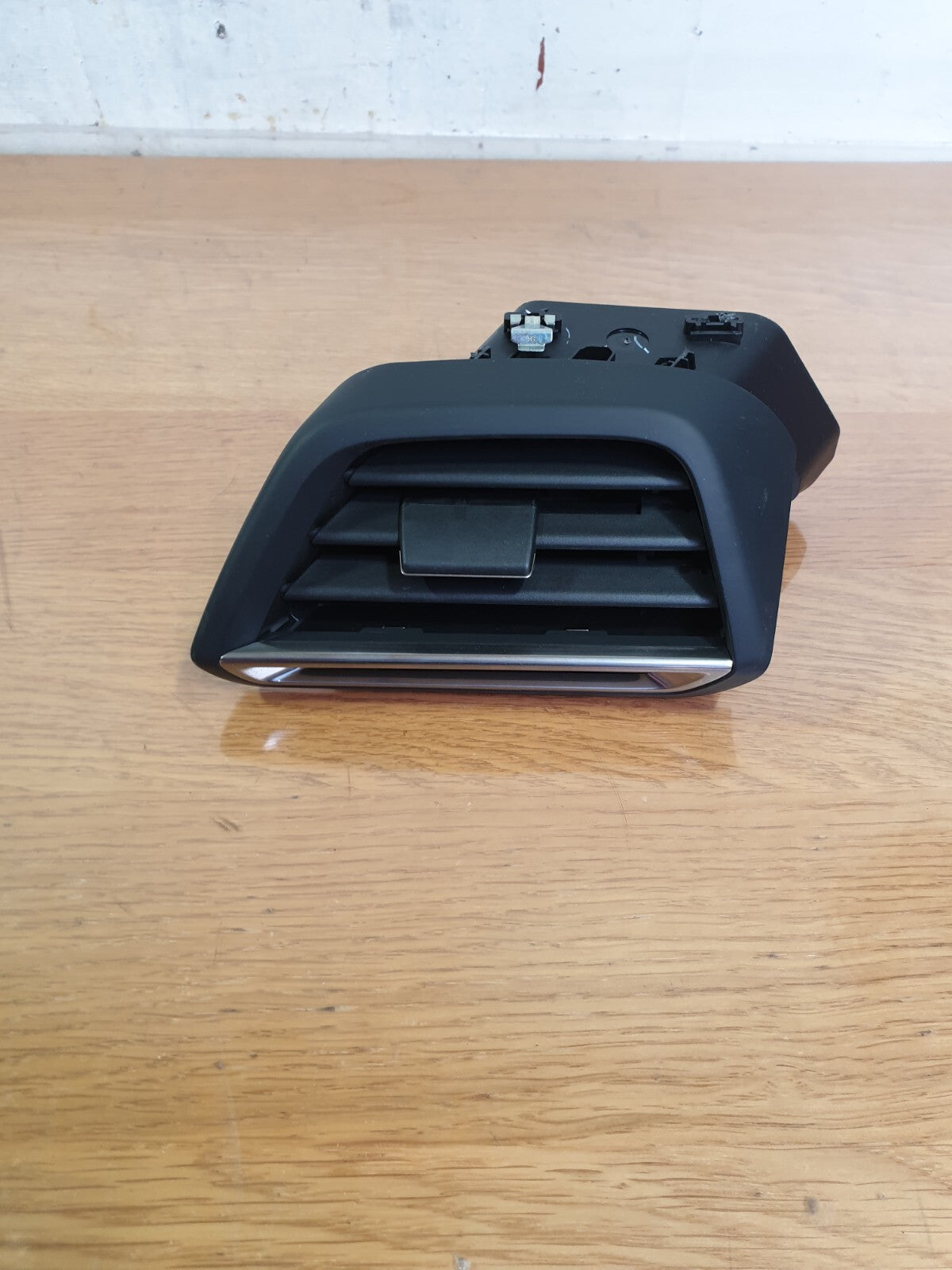 ebay-src:https://i.ebayimg.com/00/s/mtywmfgxmjaw/z/-xwaaoswavvm1jmf/$_57.jpg